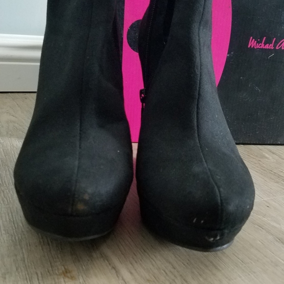 Platform black suede booties - Picture 2 of 6